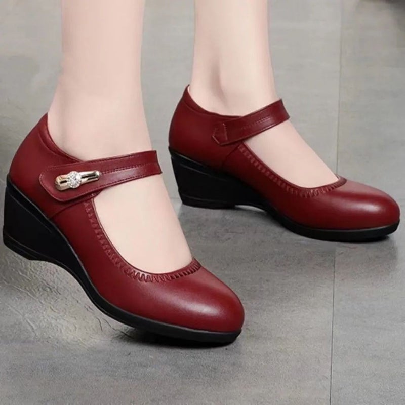 High-Quality Soft Leather Soft-Soled Mother'S Small Leather Shoes 2024 New Soft-Soled Non-Slip Wedge-Heeled Single Shoes For Middle-Aged And Elderly People - Image 5